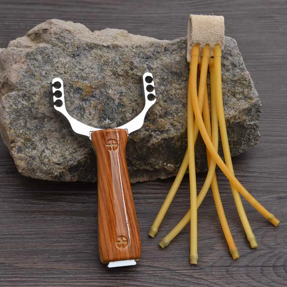 Outdoor Hunting Slingshot Aluminium Alloy Powerful Slingshot Bow Hunting Catapult with Rubber Band
