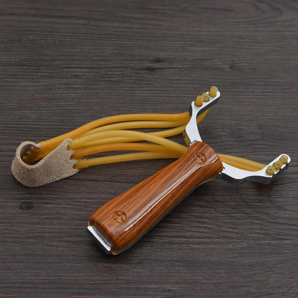 Outdoor Hunting Slingshot Aluminium Alloy Powerful Slingshot Bow Hunting Catapult with Rubber Band